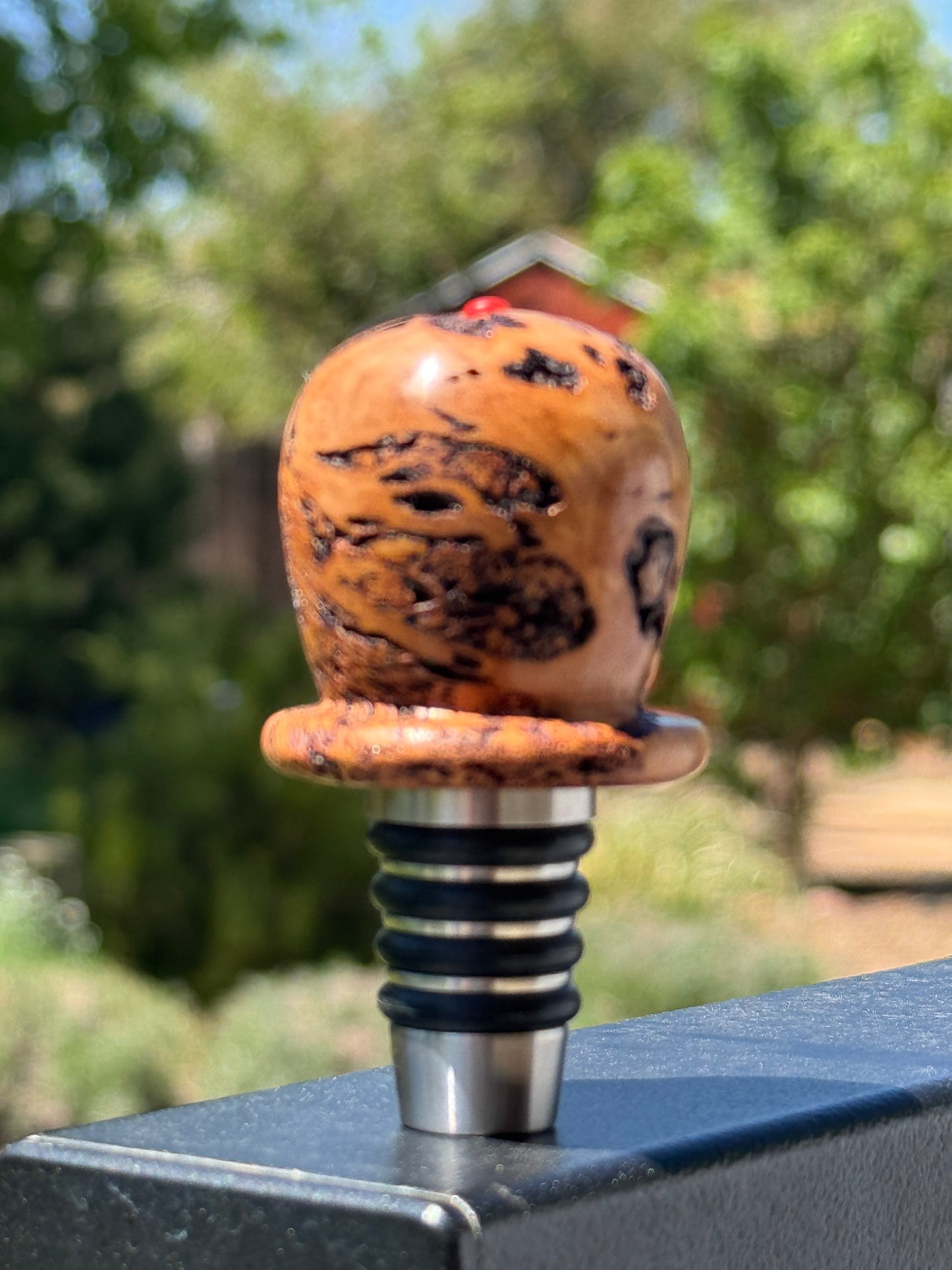 #79 White Top Burl Bottle Stopper with Coral Cabochon