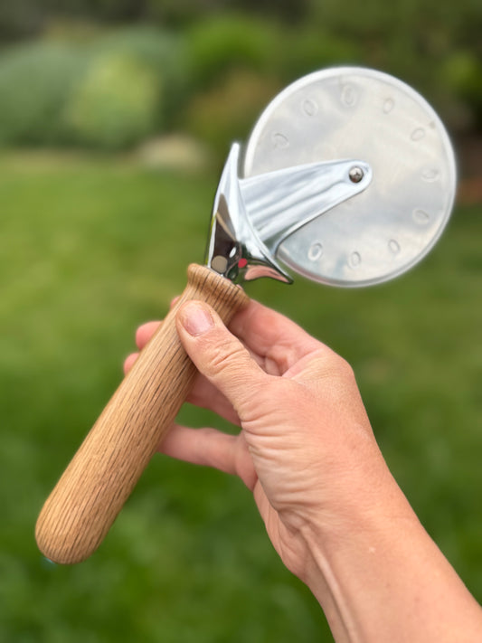 #98 - Post Oak Pizza Cutter with Fox Turquoise Cabochon